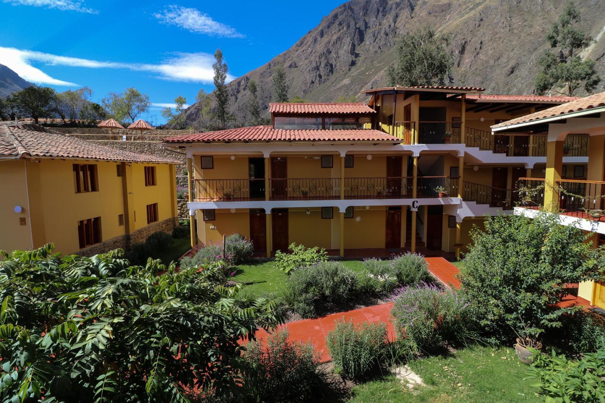 Tunupa Lodge Hotel أويانتيتامْبو المظهر الخارجي الصورة