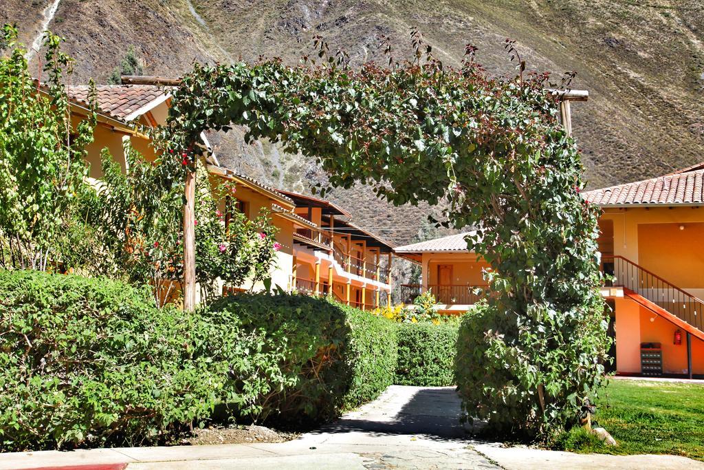 Tunupa Lodge Hotel أويانتيتامْبو المظهر الخارجي الصورة