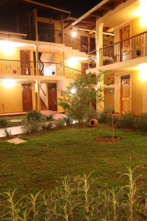 Tunupa Lodge Hotel أويانتيتامْبو المظهر الخارجي الصورة