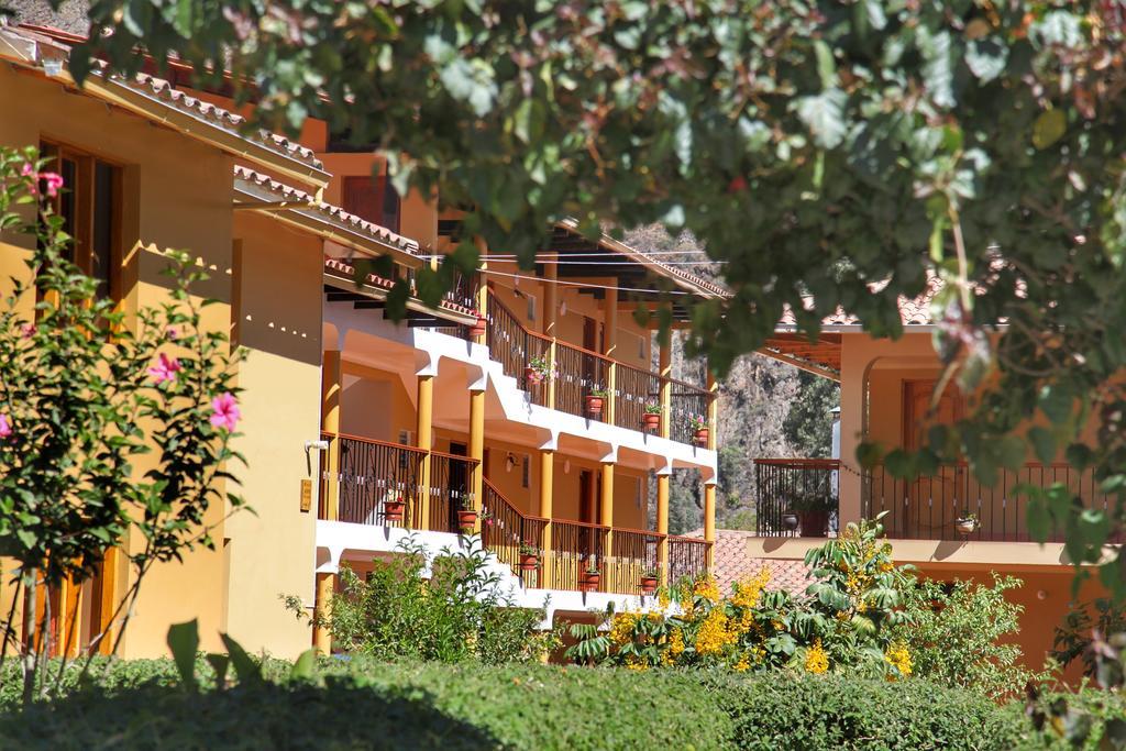 Tunupa Lodge Hotel أويانتيتامْبو المظهر الخارجي الصورة