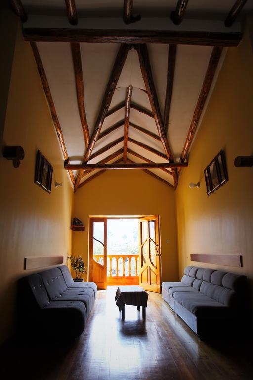Tunupa Lodge Hotel أويانتيتامْبو المظهر الخارجي الصورة