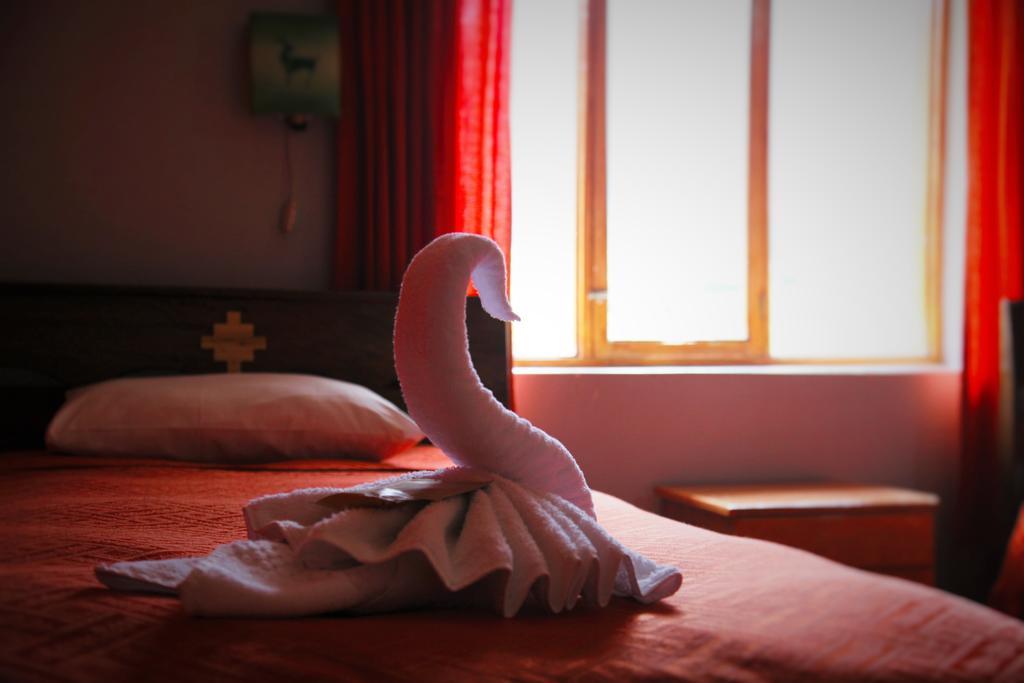 Tunupa Lodge Hotel أويانتيتامْبو المظهر الخارجي الصورة