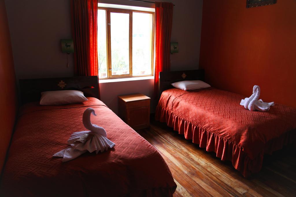 Tunupa Lodge Hotel أويانتيتامْبو المظهر الخارجي الصورة