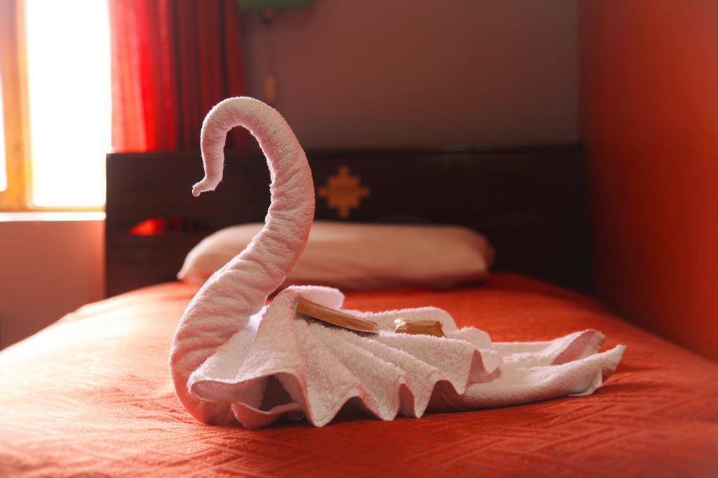 Tunupa Lodge Hotel أويانتيتامْبو المظهر الخارجي الصورة