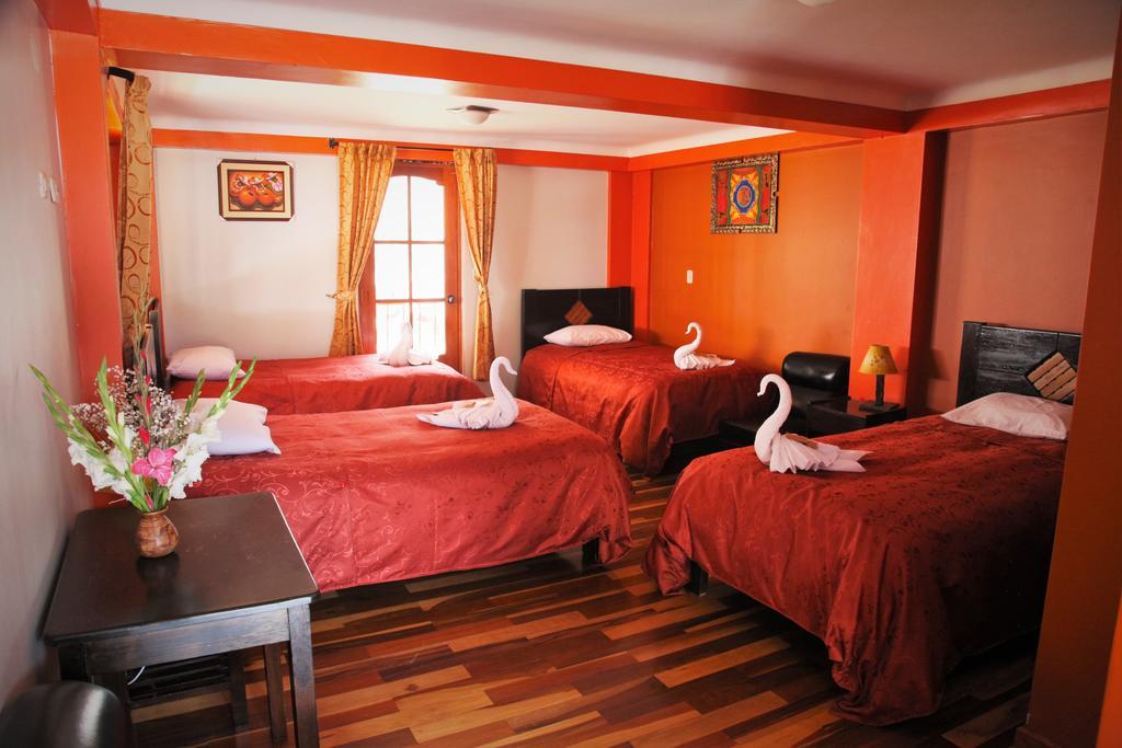 Tunupa Lodge Hotel أويانتيتامْبو المظهر الخارجي الصورة